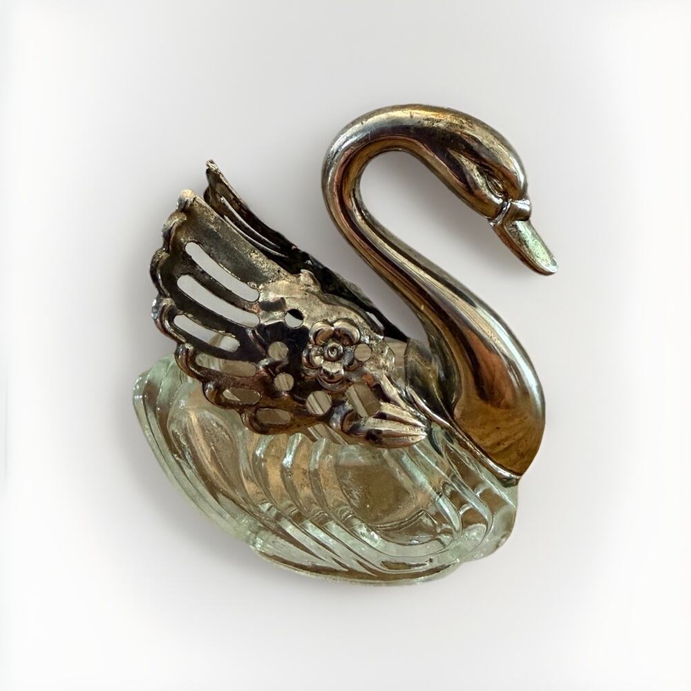 Mid Century Era Swan Figural Salt Cellar Pressed Glass Base Movable Wings 3”